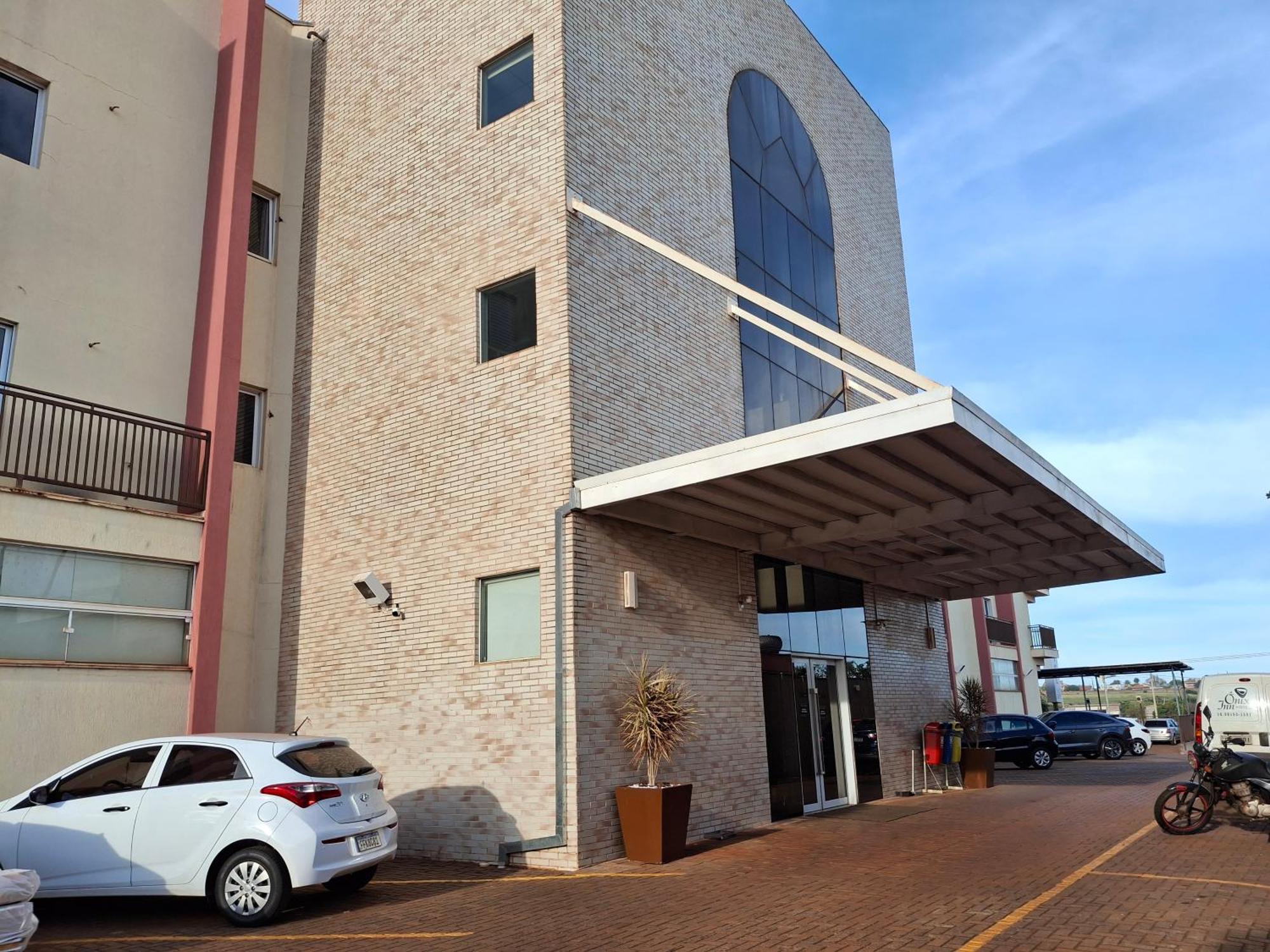 Onix Inn Hotel Cravinhos Exterior photo